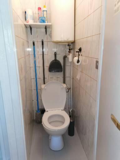 Studio Tres Agreable Totalement Independant Dans Maison Avec Cour Sans Vis A Vis Villa Vittel Exterior photo